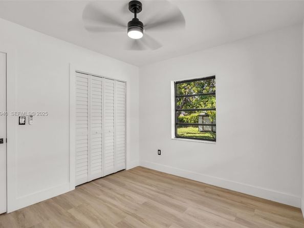 739 W 30th St, Hialeah FL 33012