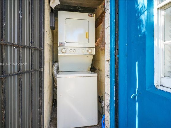 601 SW 6th Ave, Miami FL 33130