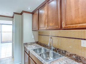 7401 NW 16th St 408, Plantation FL 33313