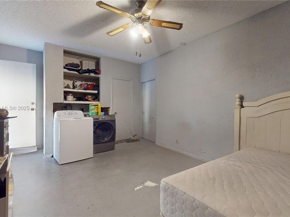 15255 SW 99th Ct, Miami FL 33157