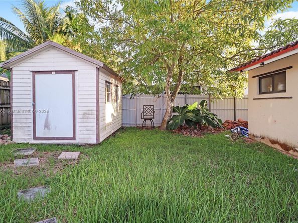 15255 SW 99th Ct, Miami FL 33157