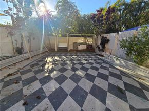 Undisclosed Address #A11982697, Miami FL 33165