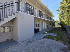925 NW 69th St, Miami FL 33150