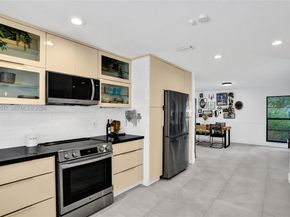 1451 NW 81st Ave, Coral Springs FL 33071