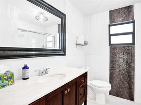 1451 NW 81st Ave, Coral Springs FL 33071