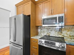 605 SW 15th St, Fort Lauderdale FL 33315
