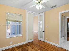 605 SW 15th St, Fort Lauderdale FL 33315