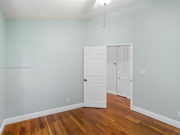605 SW 15th St, Fort Lauderdale FL 33315