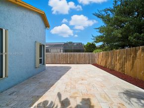 605 SW 15th St, Fort Lauderdale FL 33315