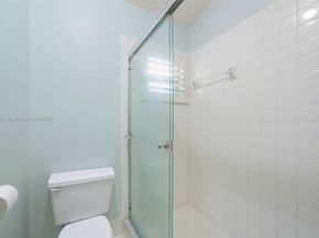605 SW 15th St, Fort Lauderdale FL 33315