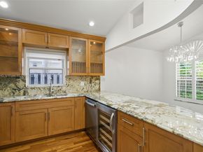 605 SW 15th St, Fort Lauderdale FL 33315