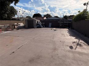 3140 NW 60th St, Miami FL 33142