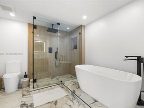 485 Brickell Ave 1804, Miami FL 33131