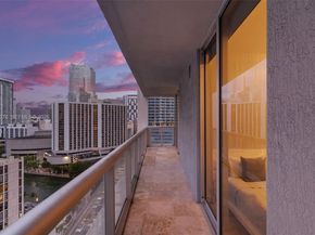 485 Brickell Ave 1804, Miami FL 33131