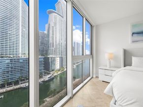 485 Brickell Ave 1804, Miami FL 33131