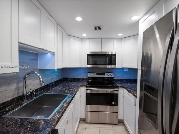 1200 West Ave 317, Miami Beach FL 33139