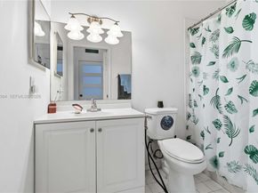 64 SW 15th Ter, Homestead FL 33030