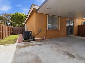 64 SW 15th Ter, Homestead FL 33030