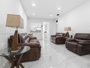 64 SW 15th Ter, Homestead FL 33030