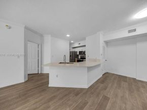 9172 Collins Ave 212, Surfside FL 33154