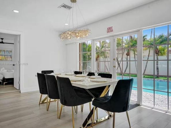 1244 Garfield St, Hollywood FL 33019