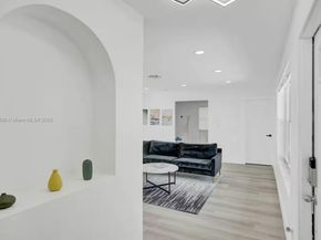 1244 Garfield St, Hollywood FL 33019