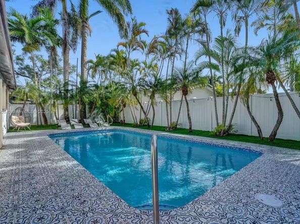 1244 Garfield St, Hollywood FL 33019