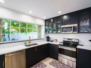 1244 Garfield St, Hollywood FL 33019