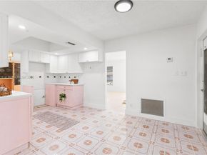 5706 NW 81st Ave, Tamarac FL 33321