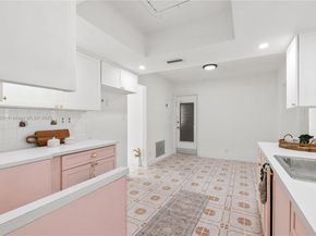 5706 NW 81st Ave, Tamarac FL 33321