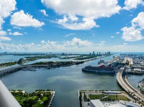 888 Biscayne Blvd 5507/5607, Miami FL 33132