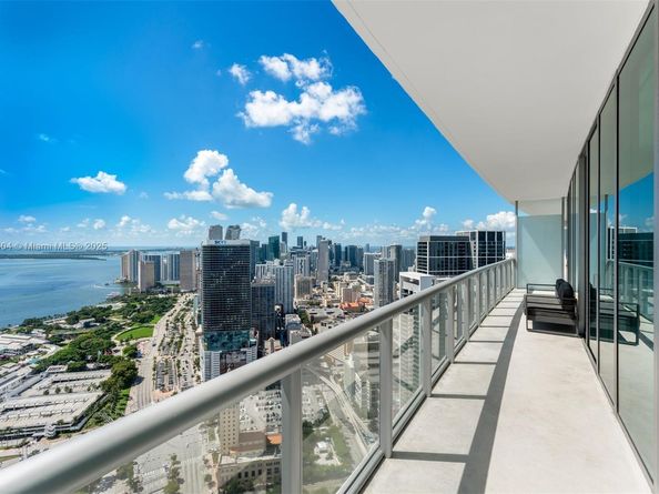 888 Biscayne Blvd 5507/5607, Miami FL 33132