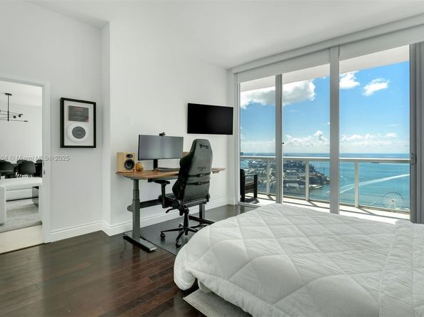 888 Biscayne Blvd 5507/5607, Miami FL 33132