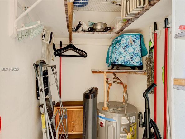 16790 NE 14th Ave 206, Miami FL 33162