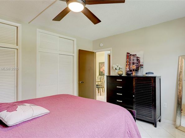 16790 NE 14th Ave 206, Miami FL 33162