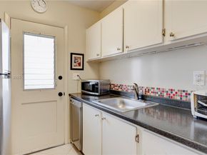 16790 NE 14th Ave 206, Miami FL 33162