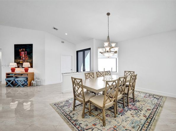 2649 Nelson Ct, Weston FL 33332