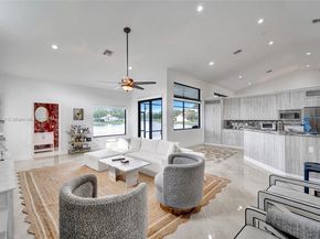 2649 Nelson Ct, Weston FL 33332