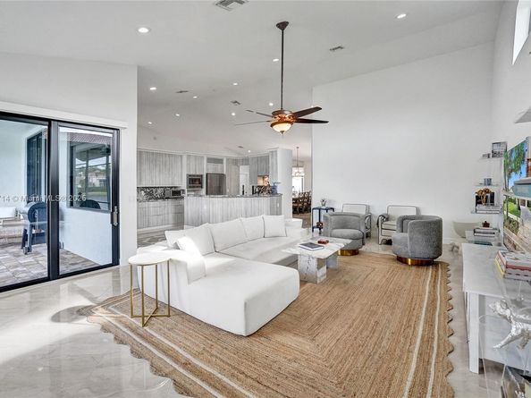 2649 Nelson Ct, Weston FL 33332