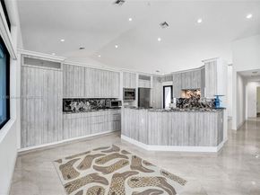 2649 Nelson Ct, Weston FL 33332