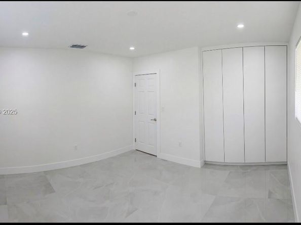 973 NW 8th St, Homestead FL 33030