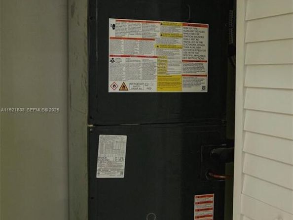 973 NW 8th St, Homestead FL 33030