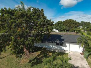 973 NW 8th St, Homestead FL 33030