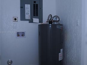 973 NW 8th St, Homestead FL 33030