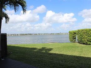 15481 NW 91st Ct, Miami Lakes FL 33018