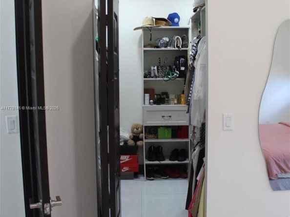 15481 NW 91st Ct, Miami Lakes FL 33018