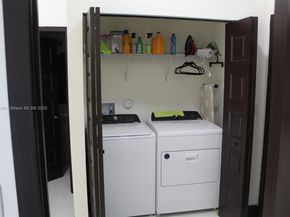 15481 NW 91st Ct, Miami Lakes FL 33018