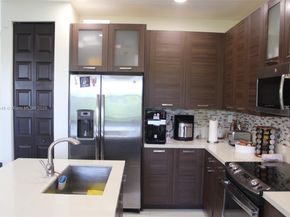 15481 NW 91st Ct, Miami Lakes FL 33018
