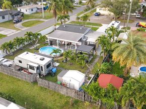 117 SW 6th St, Hallandale Beach FL 33009