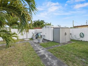 117 SW 6th St, Hallandale Beach FL 33009